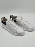 Richter Alex Sneaker, bequeme Sportschuhe mit weißem Design und elastischer Sohle für Damen und Herren.