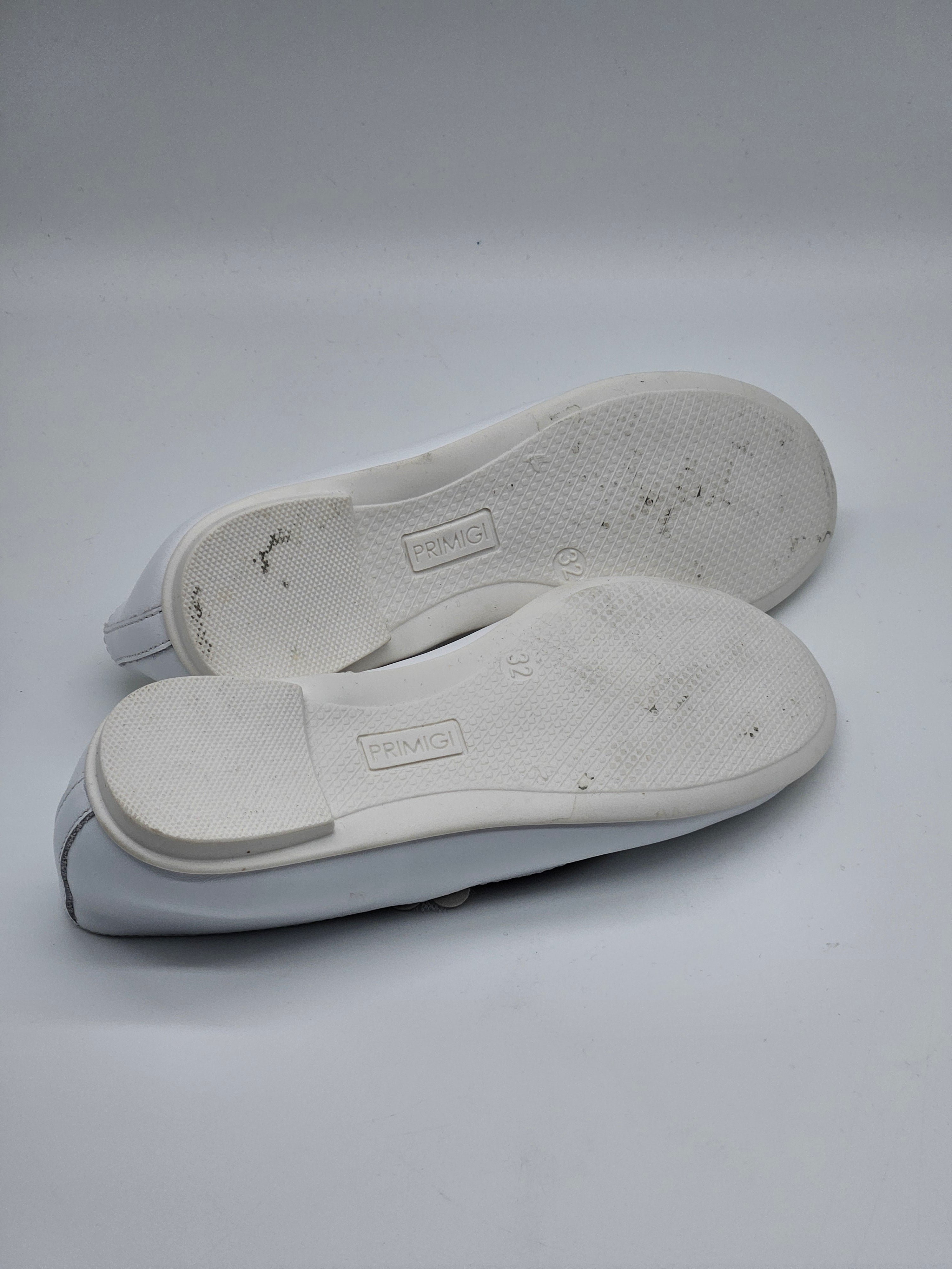 Primigi Ballerinas, bequeme Damenschuhe aus weichem Material mit Schnürung, ideal für den Alltag und den Komfort.