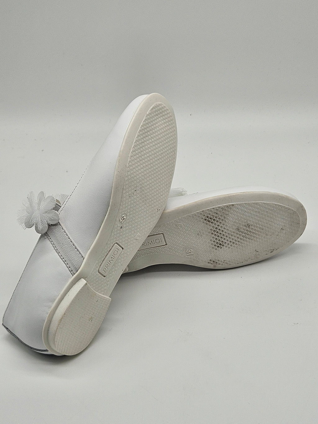 Primigi Ballerinas aus weichem Leder mit Schnürung und bequemer Sohle, ideal für Damen, bequemes und stilvolles Schuhmodell