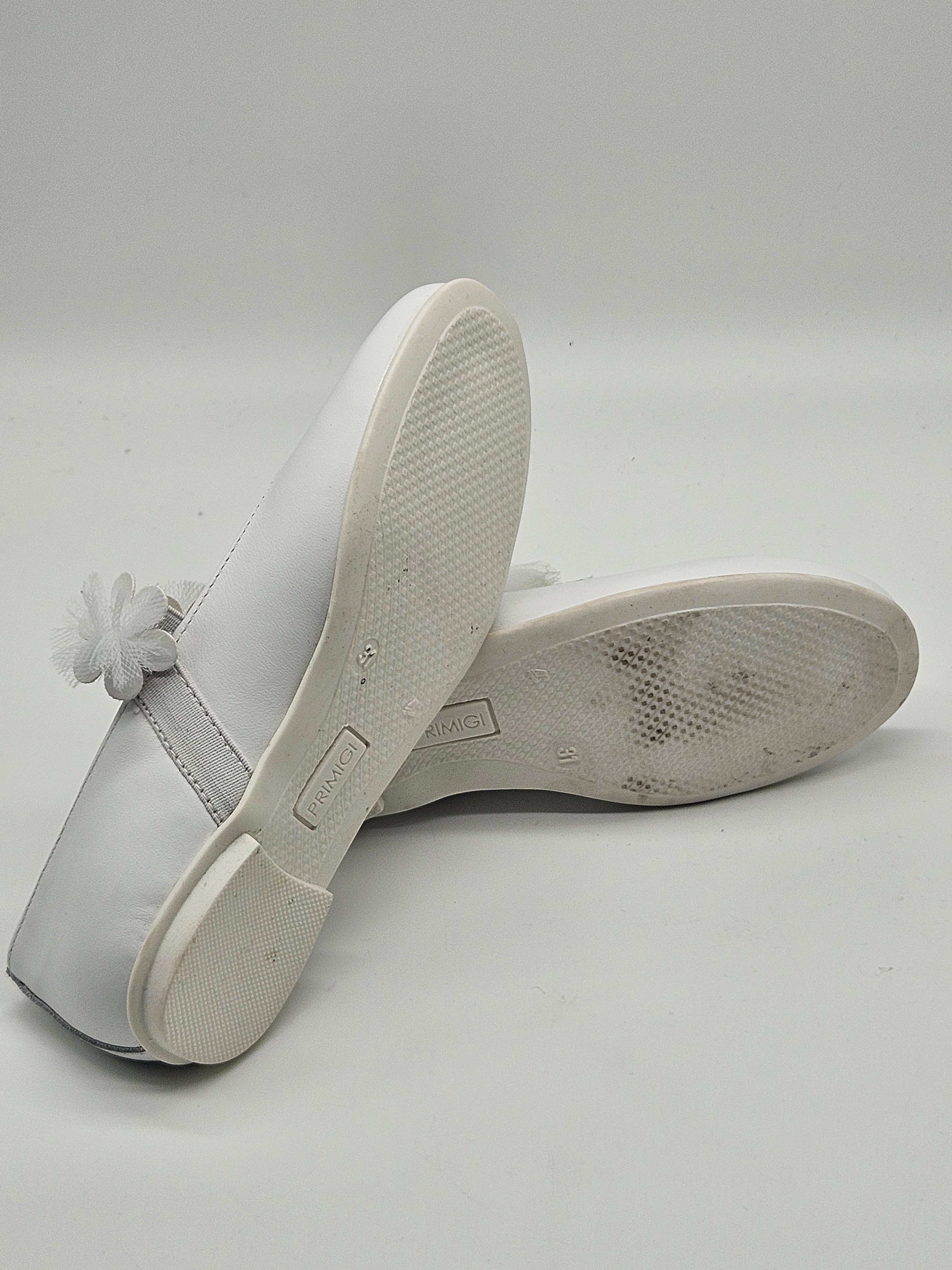 Primigi Ballerinas aus weichem Leder mit Schnürung und bequemer Sohle, ideal für Damen, bequemes und stilvolles Schuhmodell