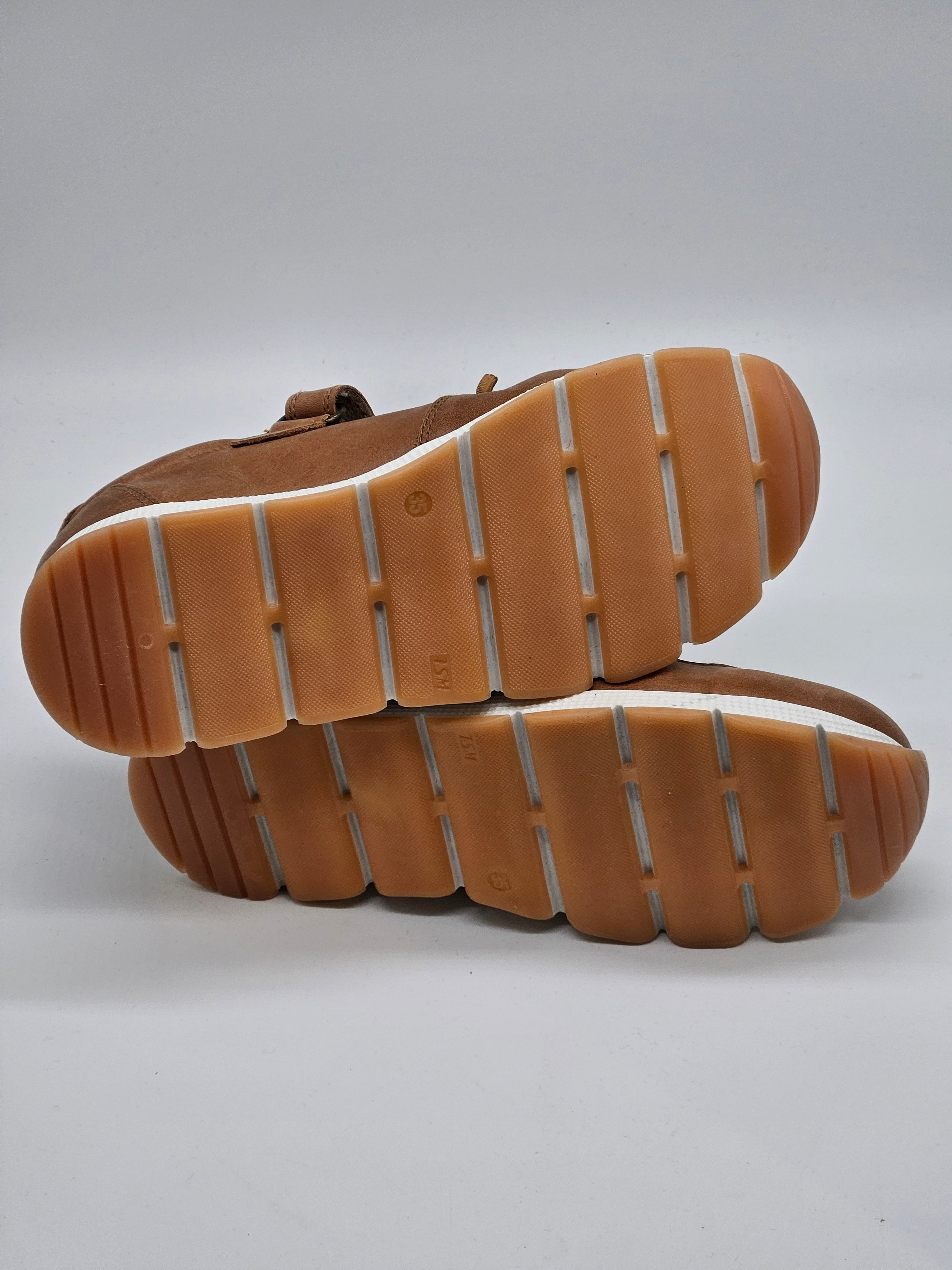Pom Pom Sneaker Pavel