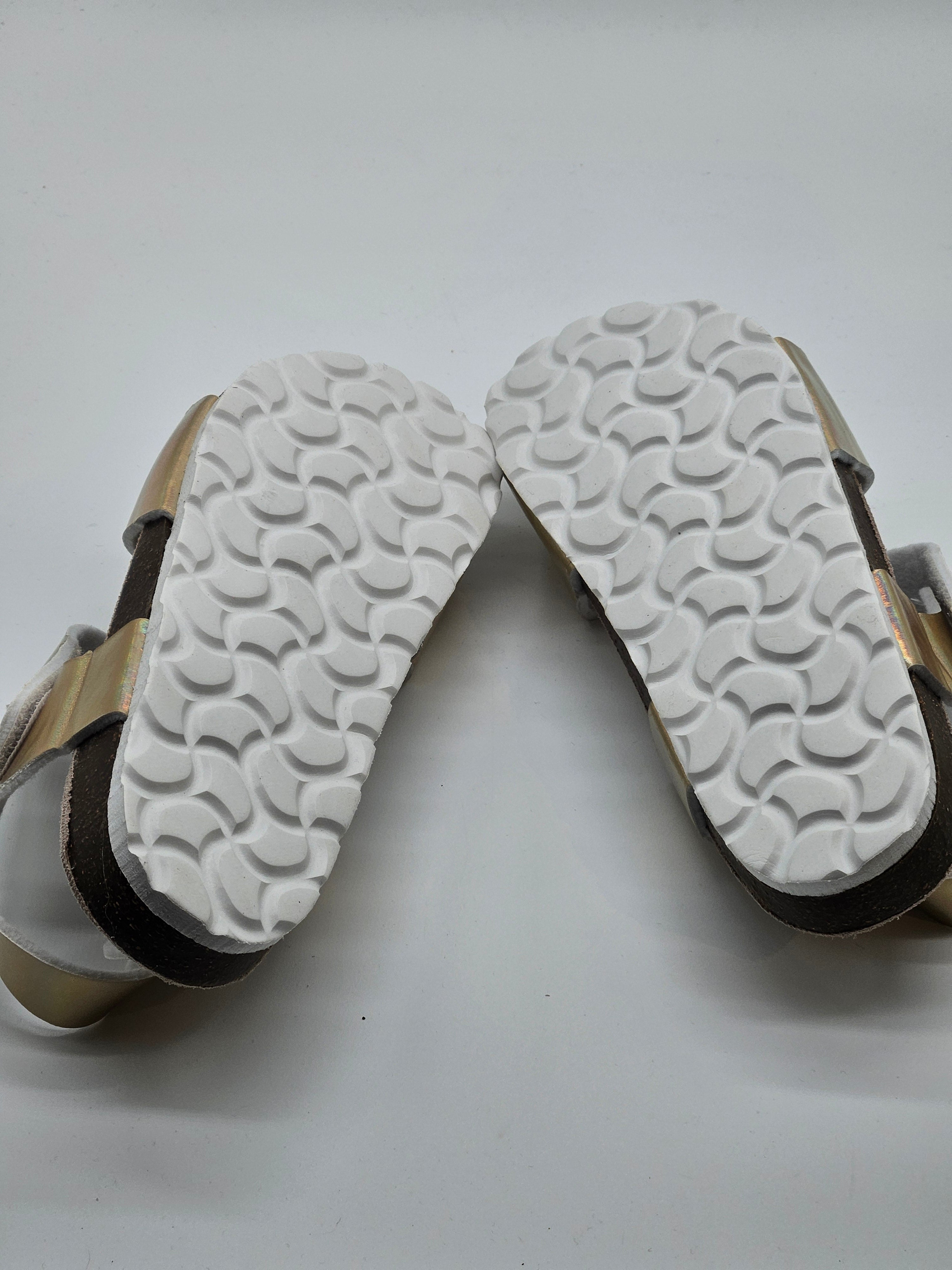 Lamino Sandalen