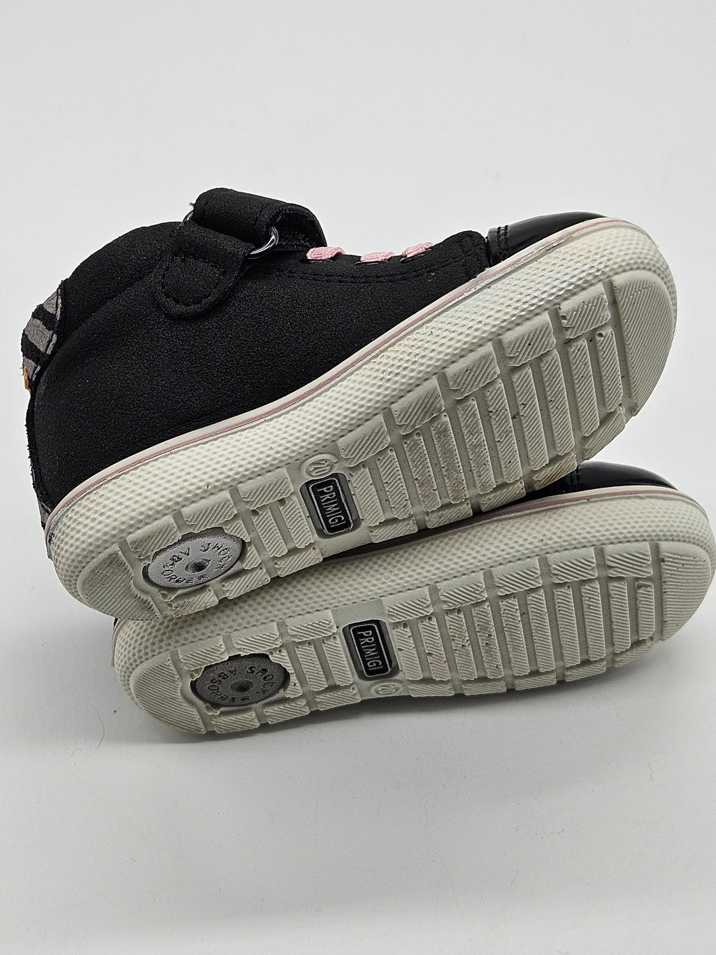 Primigi Leder-Sneaker schwarz Kinder Detailansicht – Wichtel Outlet
