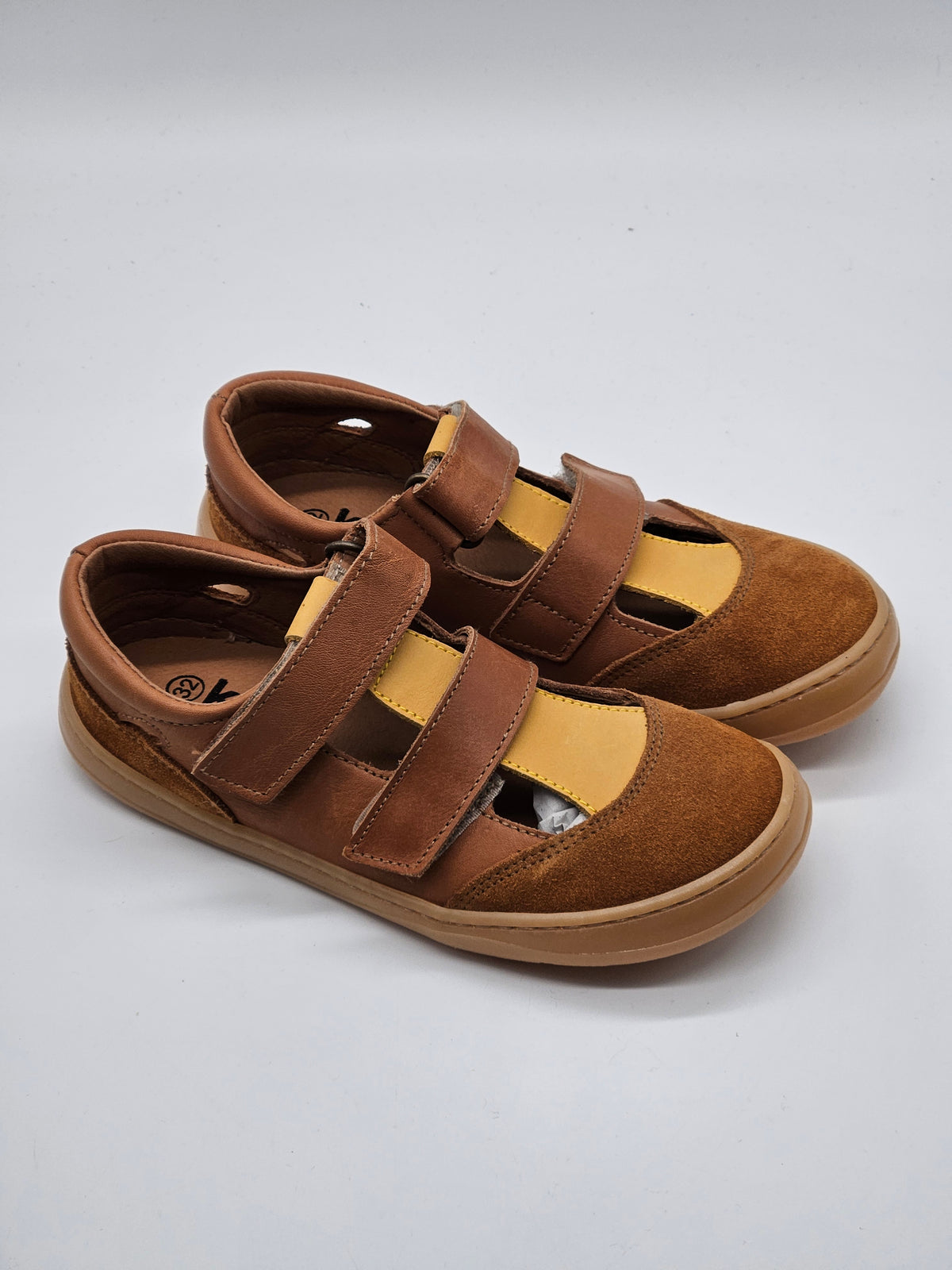 Kmins Leder-Barfußschuhe hellbraun Vorderansicht – Wichtel Outlet