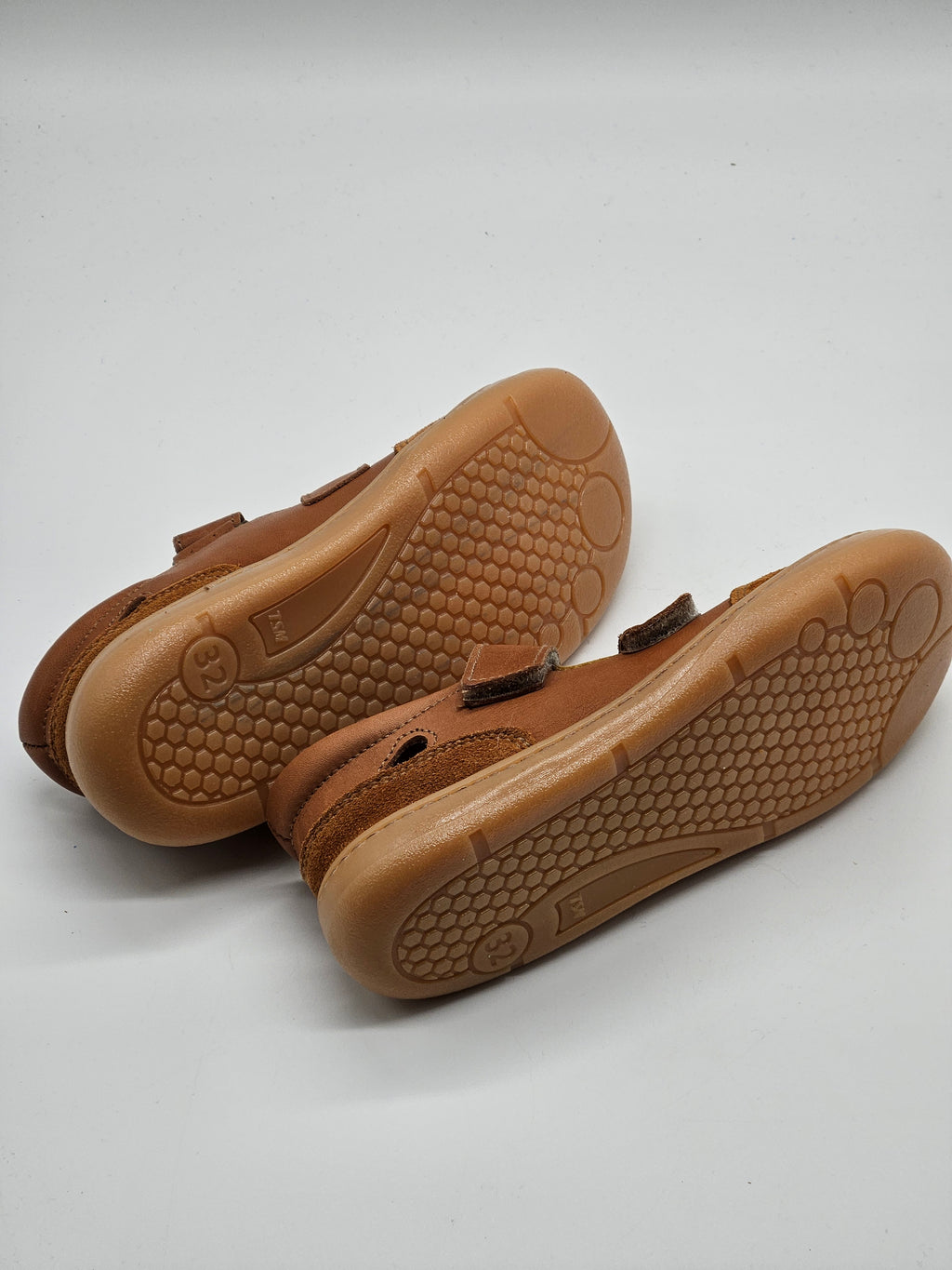 Kmins Leder-Barfußschuhe hellbraun Detailansicht – Wichtel Outlet