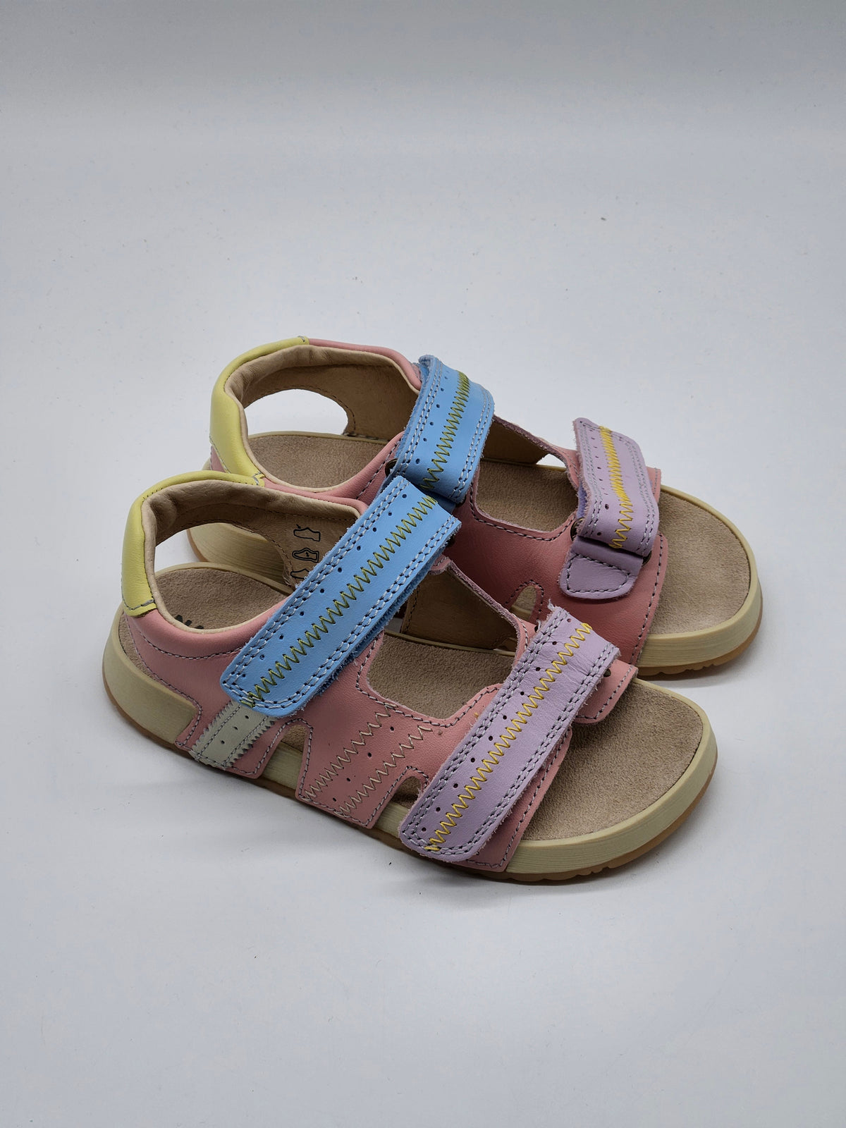 Naturino Leder-Sandalen Sihur rosa Vorderansicht – Wichtel Outlet