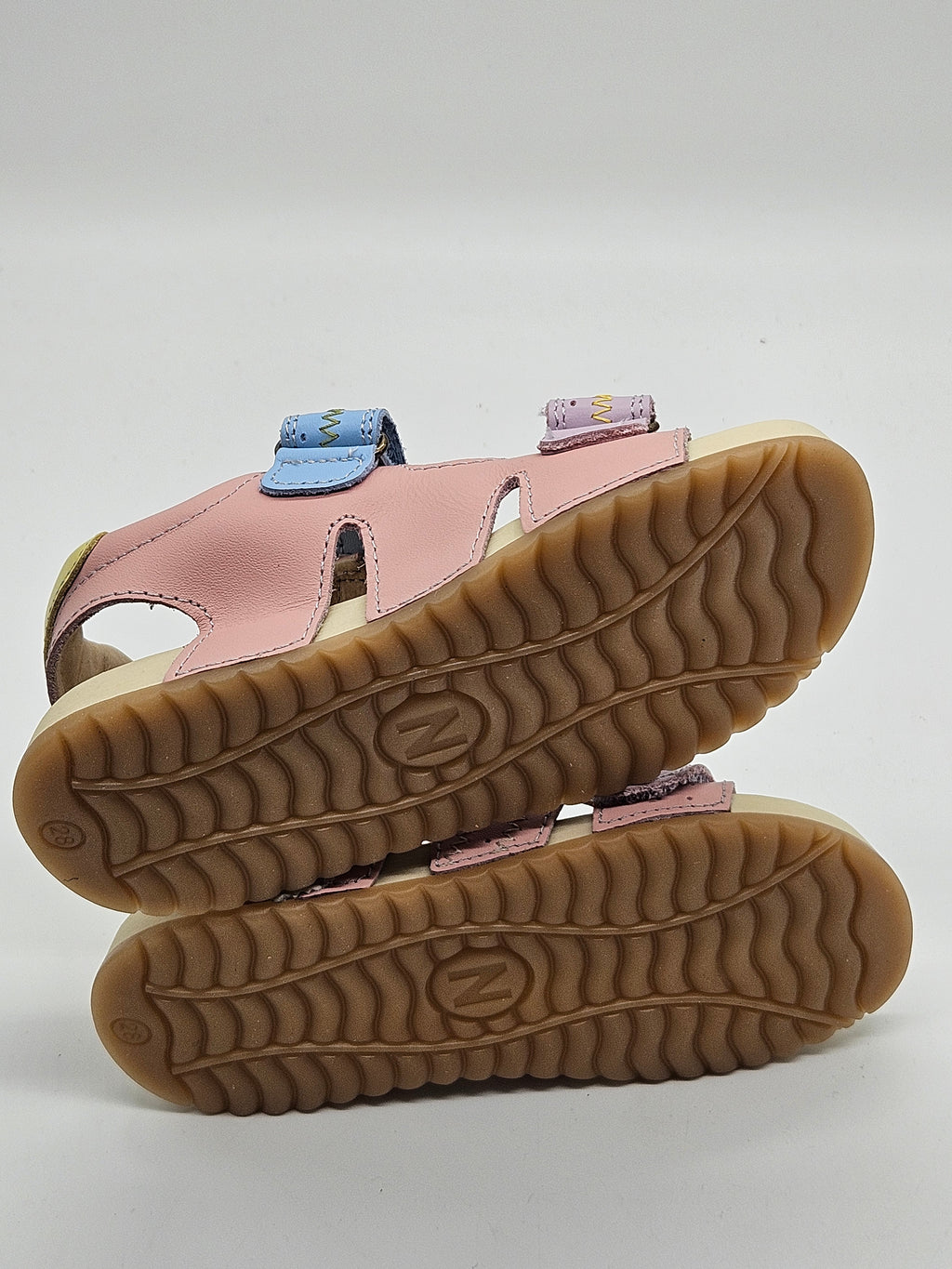 Naturino Leder-Sandalen Sihur rosa Detailansicht – Wichtel Outlet