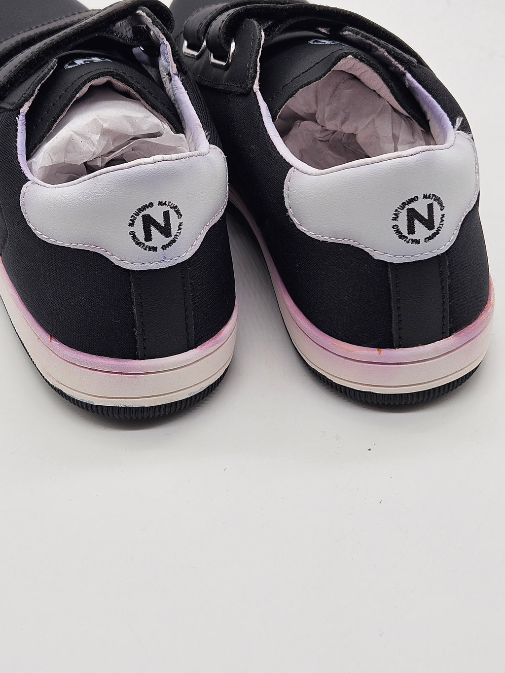 Naturino Leder-Sneaker Rery schwarz Seitenansicht – Wichtel Outlet