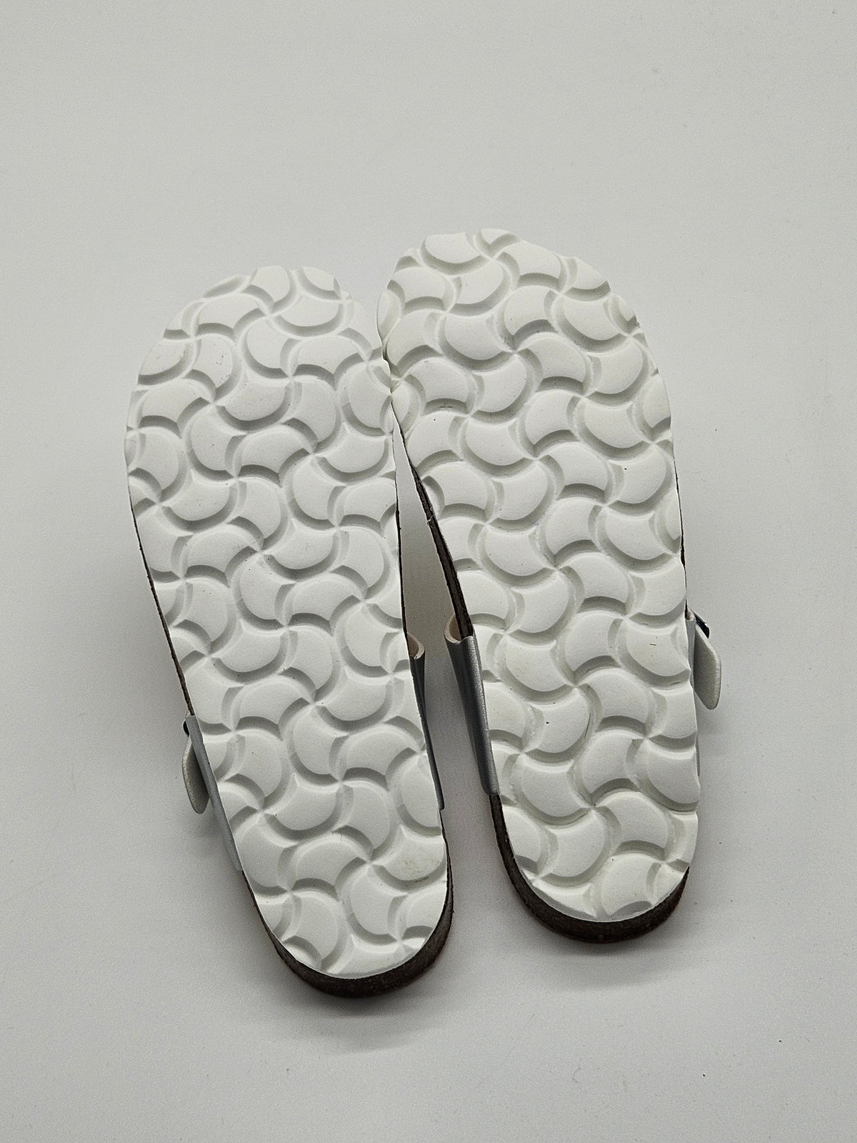 Zehentretter Sandalen silber Gr.29 Detailansicht – Wichtel Outlet