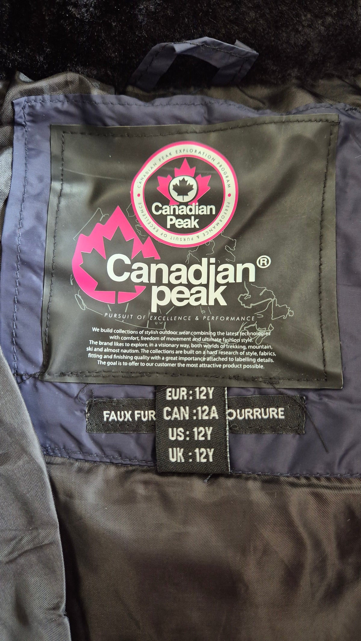 Canadian Peak Steppjacke dunkelgrau Gr.152 Detailansicht – Wichtel Outlet