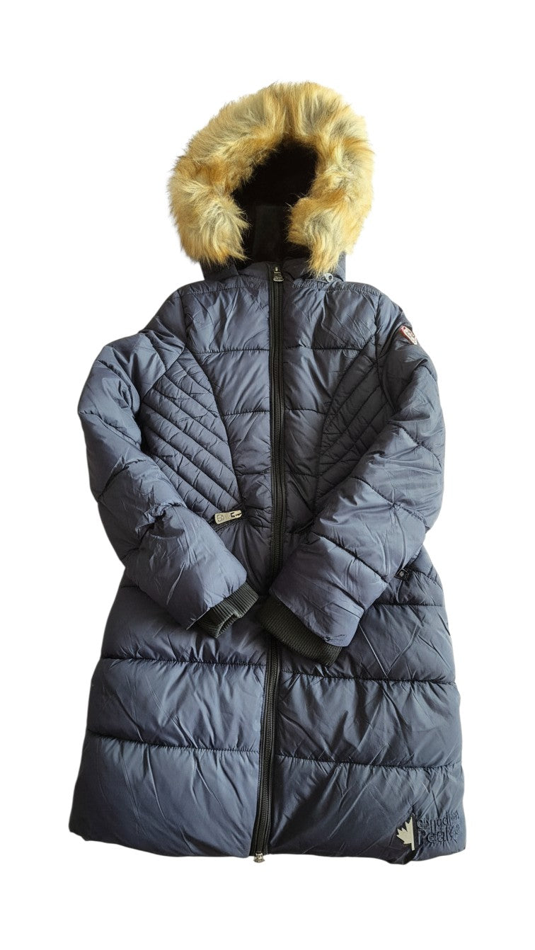 Wichtel Outlet Canadian Peak navy blue quilted winter jacket for kids with a faux fur hood and zip closure